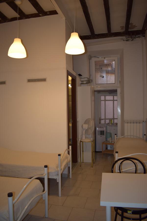 Sandy Hotel Rome Luaran gambar